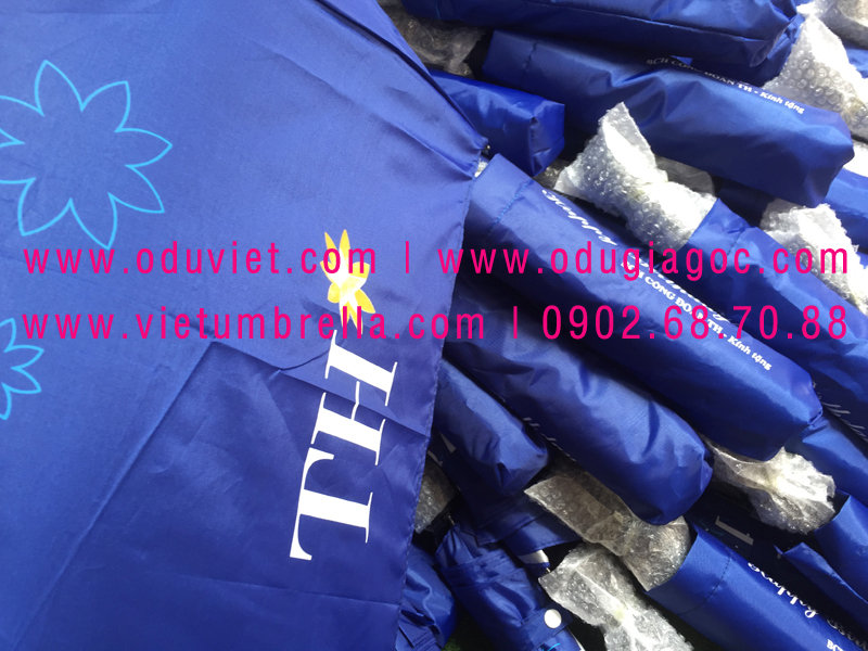 xưởng sản xuất ô dù cầm tay in logo quảng cáo
